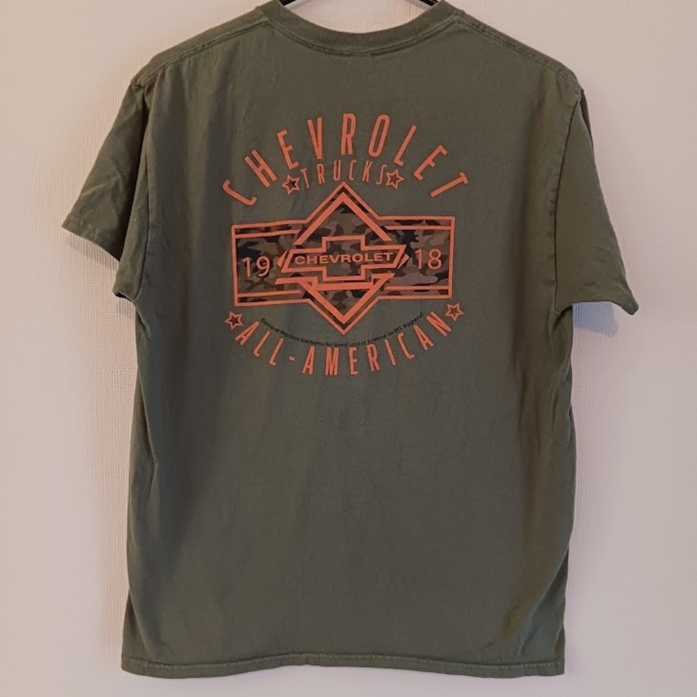 Men's Chevrolet 1918 Chevy Trucks Logo Graphic Tee,‎ Heavy Cotton